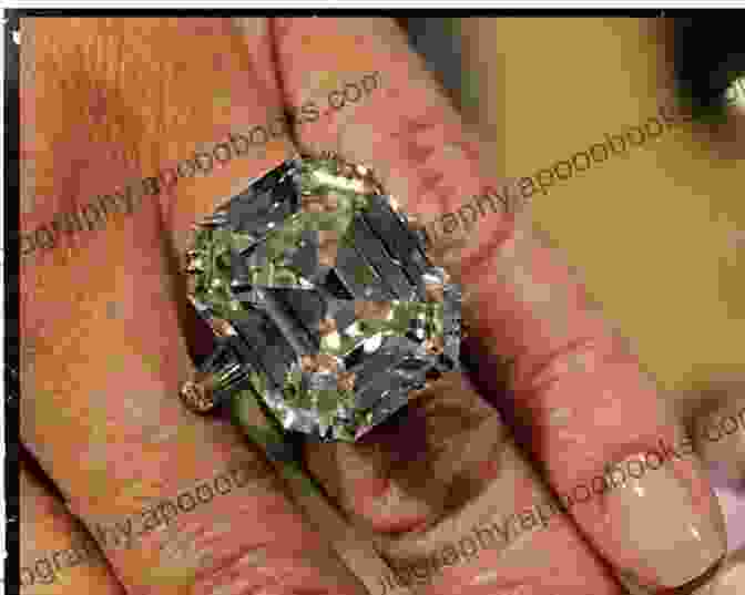 A Close Up Of The Iconic Krupp Diamond, Once Owned By Liz Taylor Life For Sale Liz B Taylor