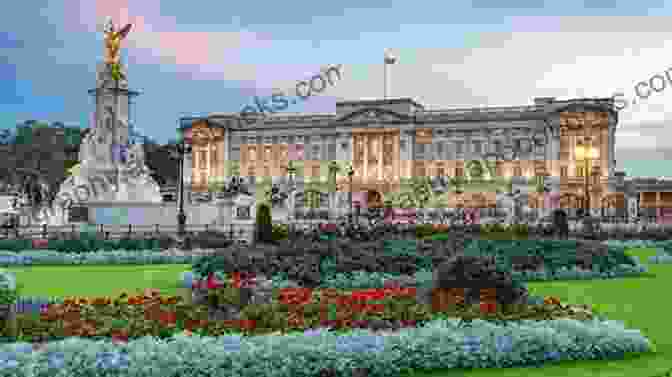 Buckingham Palace In London, England Travels In Edinburgh: Top Spots To See (Travels In The United Kingdom 2)