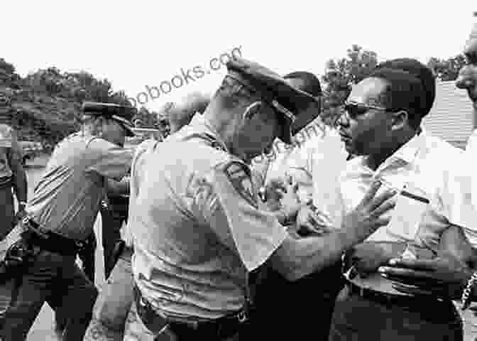 Civil Rights Protest In Memphis Battling The Plantation Mentality: Memphis And The Black Freedom Struggle (The John Hope Franklin In African American History And Culture)