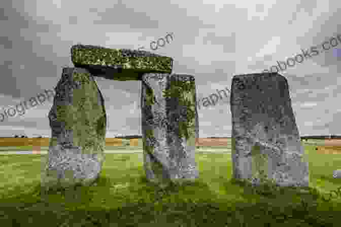 Stonehenge, A Prehistoric Stone Circle In England Travels In Edinburgh: Top Spots To See (Travels In The United Kingdom 2)